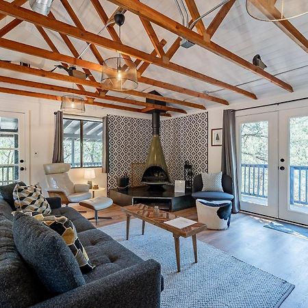 The Pine House - Cozy Mid-Century Modern, Pet-Friendly Villa Exteriör bild