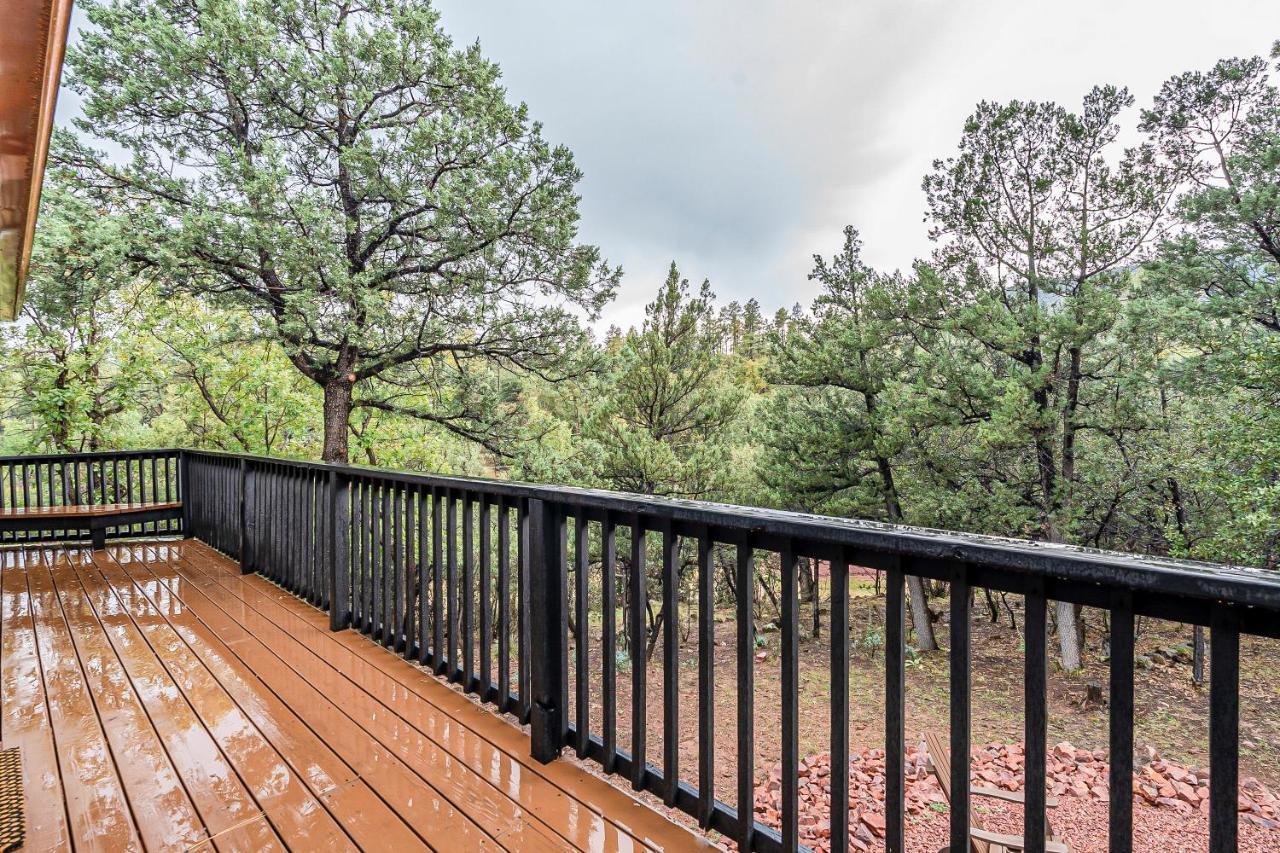 The Pine House - Cozy Mid-Century Modern, Pet-Friendly Villa Exteriör bild